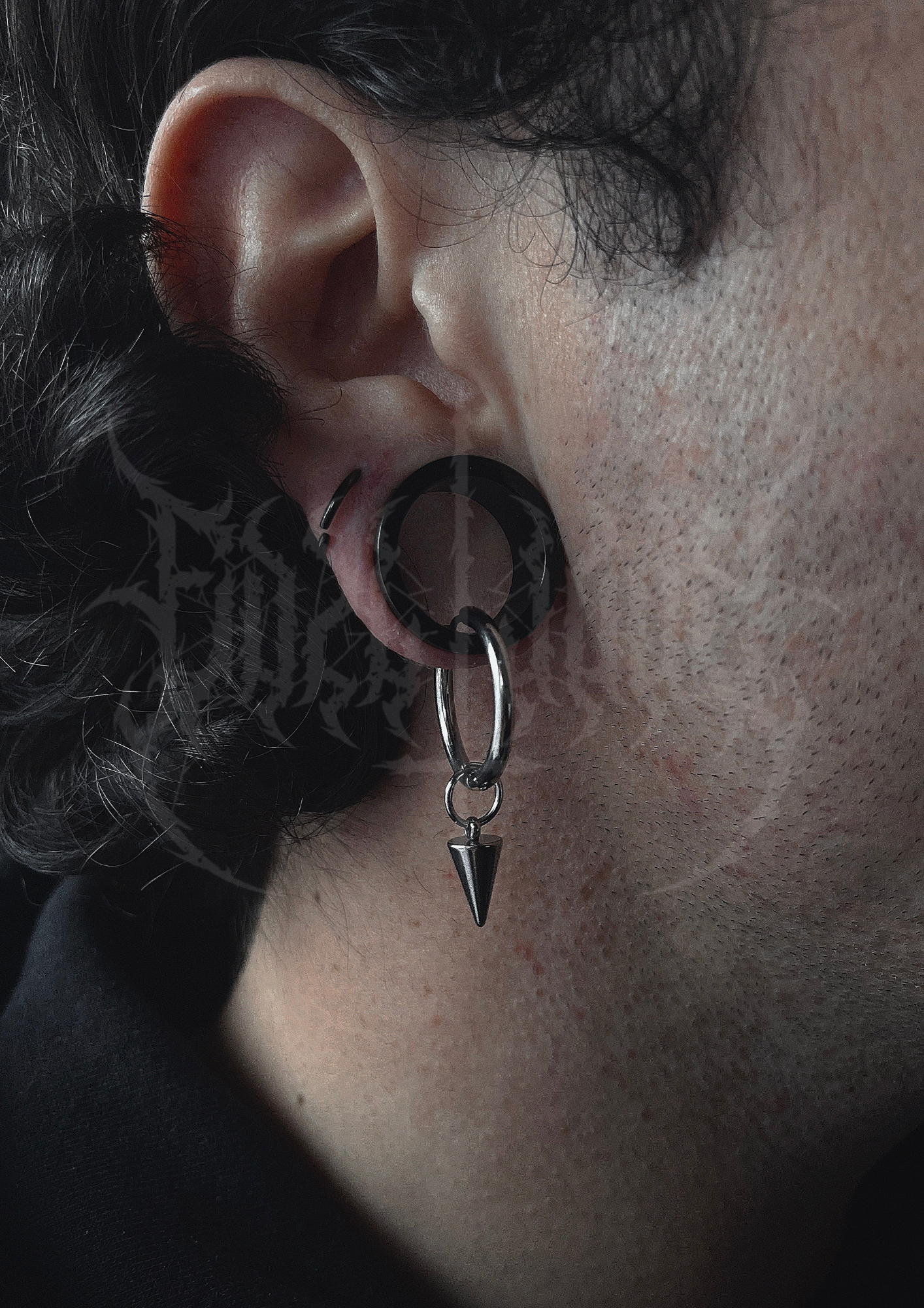 BOUCLES D’OREILLES 