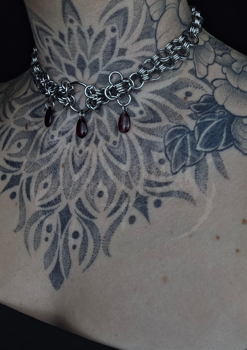 CHOKER "BELLADONNA"